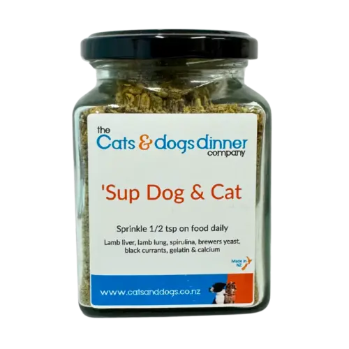 Sup Dog & Cat Supplement – natural daily multivitamin powder with superfoods, probiotics, and essential nutrients to support gut health, immunity, and overall wellbeing in pets